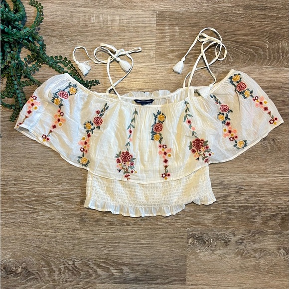American Eagle Outfitters Embroidered Off-Shoulder Top - Picture 1 of 5